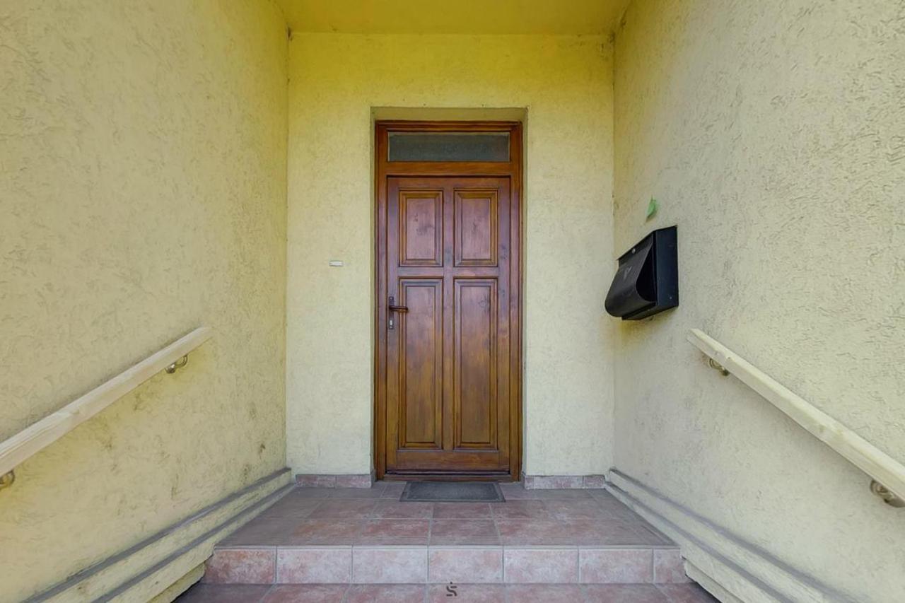 فندق Highway House Kecskemét المظهر الخارجي الصورة